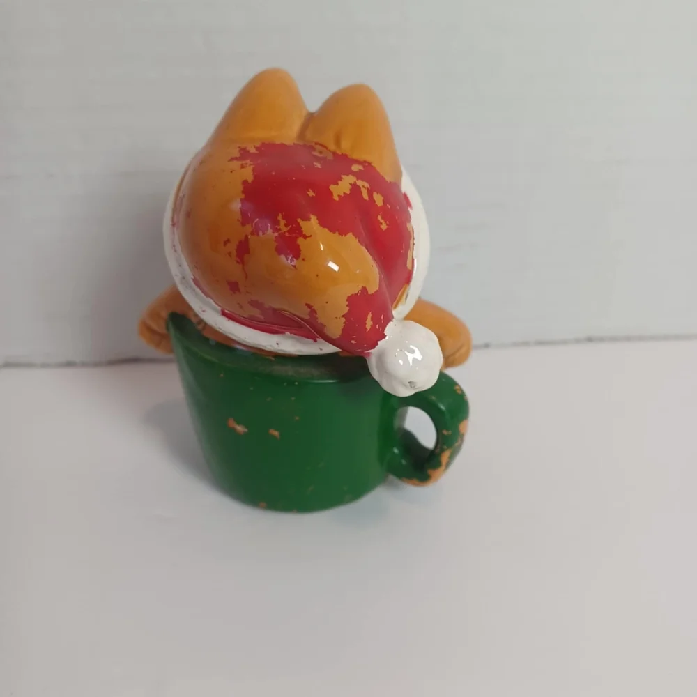 VTG GARFIELD Enesco Ceramic Figurine Christmas Santa Claus Hat Cheers Paint Chip